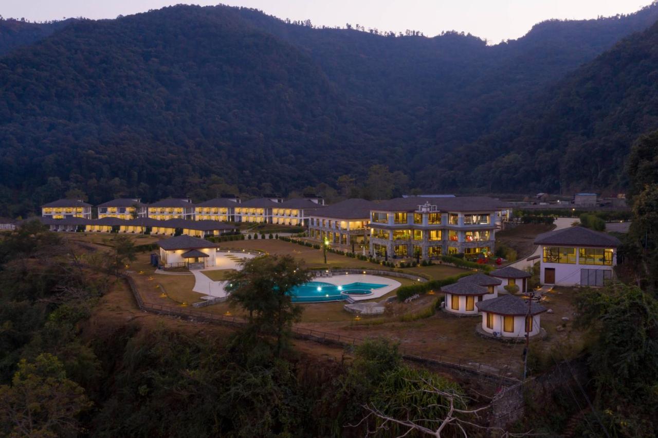 Mountain Glory Forest Resort Похара Екстериор снимка