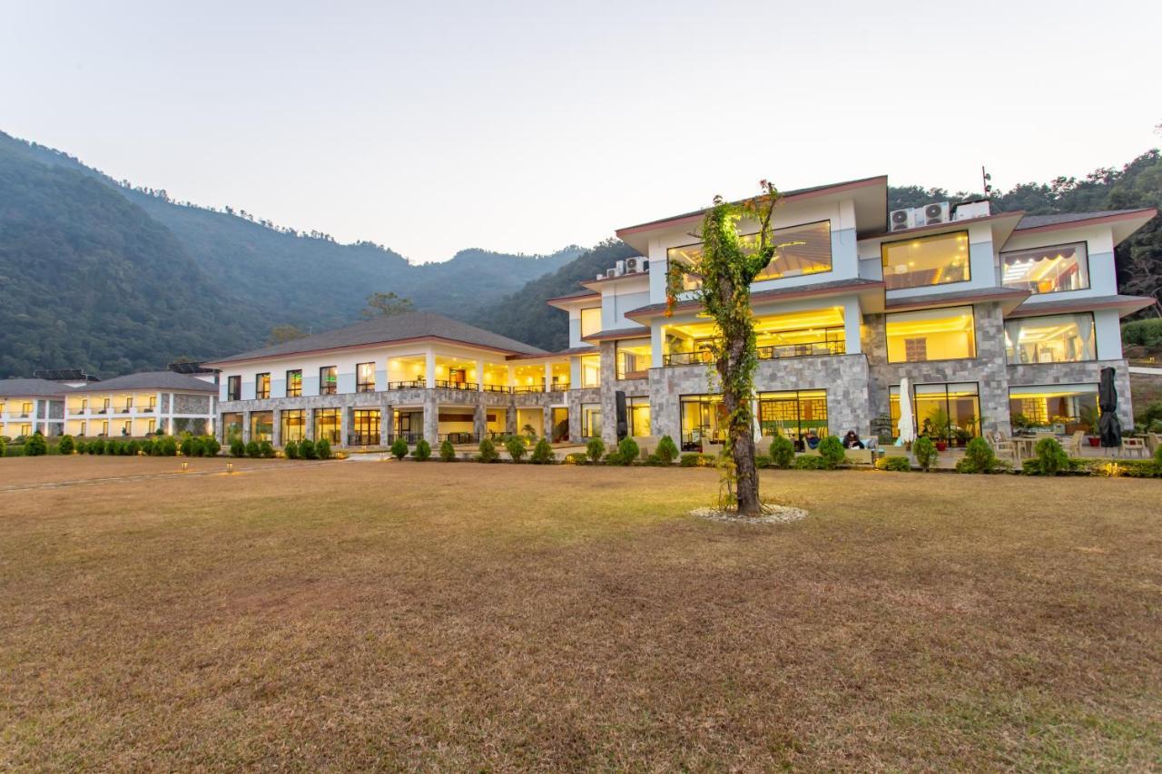 Mountain Glory Forest Resort Похара Екстериор снимка